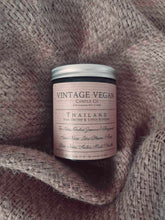 Load image into Gallery viewer, Thailand Jade Orchid vintage vegan soy wax candle with lotus blossom scent in 180ml jar