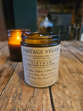 Load image into Gallery viewer, Vietnam Oud Wood &amp; Black Pepper Soy Wax Personalised Candle 180ml
